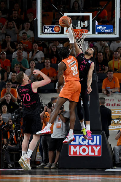 以及张稀哲 以及张稀哲